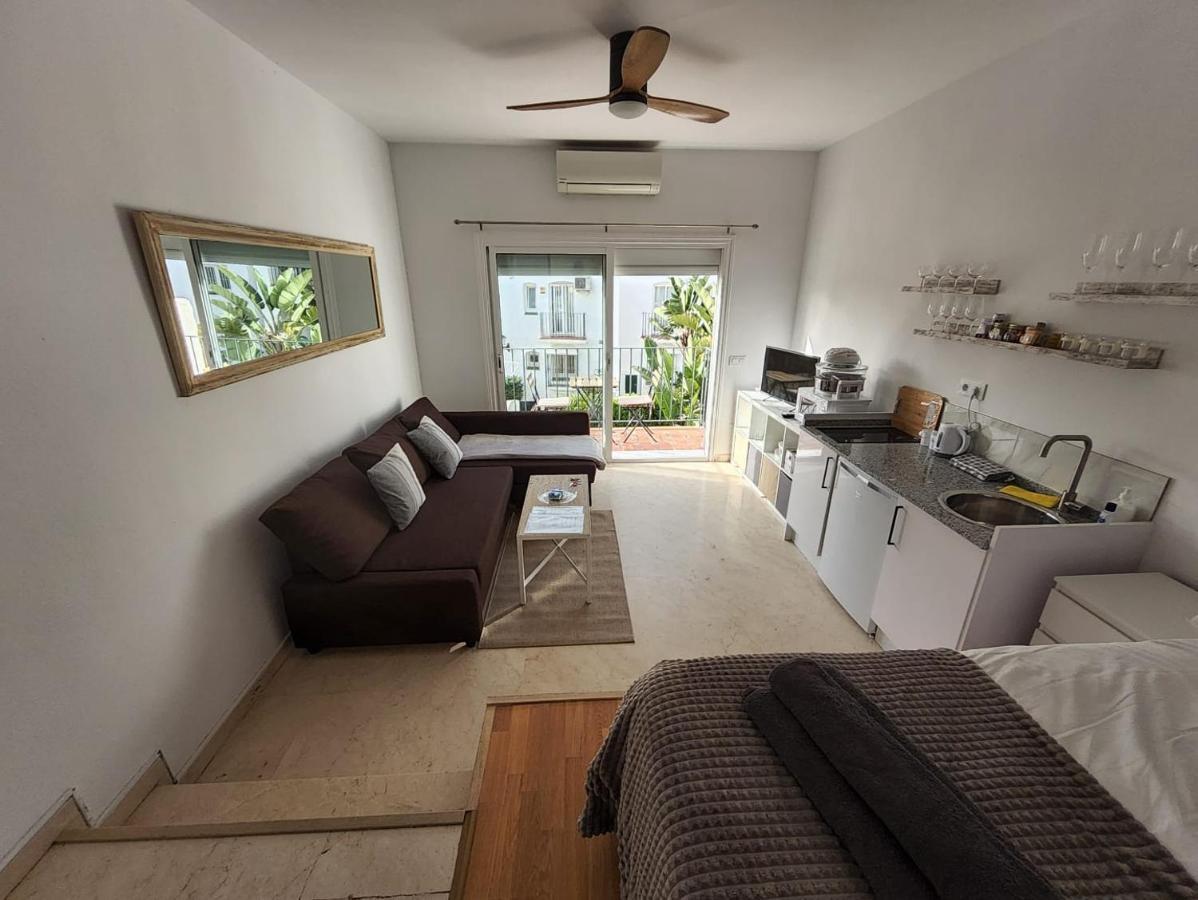 Tranquility Studio Apartment Malaga Luaran gambar